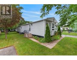 20 REDFORD DRIVE - 20
