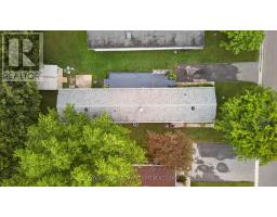 20 REDFORD DRIVE - 25