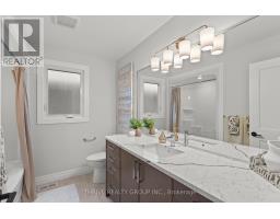5 - 1061 EAGLETRACE DRIVE - 34