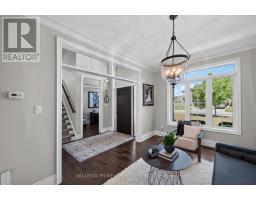 2330 DAUNCEY CRESCENT - 21