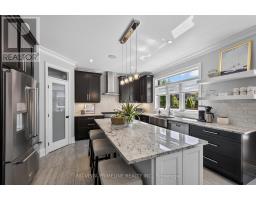 2330 DAUNCEY CRESCENT - 30