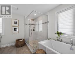 2330 DAUNCEY CRESCENT - 33