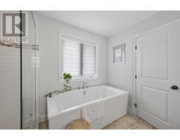 2330 DAUNCEY CRESCENT - 36