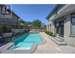 2330 DAUNCEY CRESCENT - 4