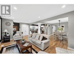 76 SANDERS STREET W - 13