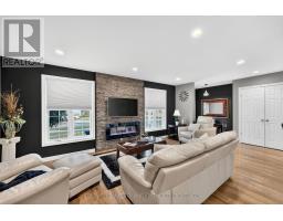 76 SANDERS STREET W - 15