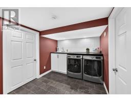 76 SANDERS STREET W - 42