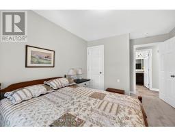 14 DEVON DRIVE - 22
