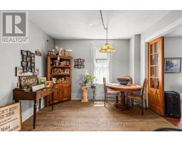 201 MARGARET STREET - 12