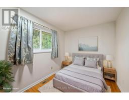160 WELLESLEY CRESCENT - 11