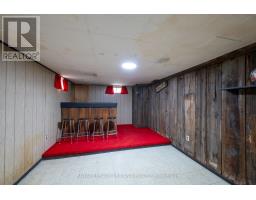 160 WELLESLEY CRESCENT - 13