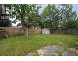 160 WELLESLEY CRESCENT - 16