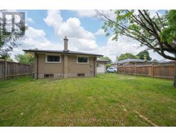 160 WELLESLEY CRESCENT - 20