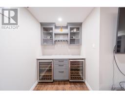 10498 PINETREE DRIVE - 33