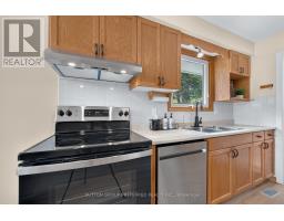 53 RENNY CRESCENT - 18