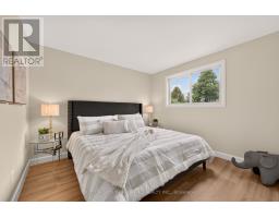 53 RENNY CRESCENT - 23