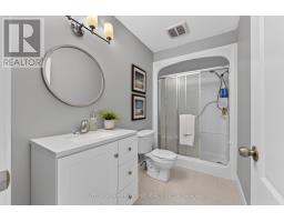 53 RENNY CRESCENT - 28