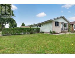 53 RENNY CRESCENT - 5