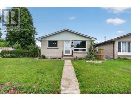 53 RENNY CRESCENT - 8