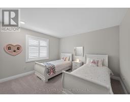 27 CHESTNUT HILL - 36