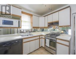 1316 LANGMUIR AVENUE - 10