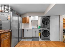 48 ROSAMOND CRESCENT - 30