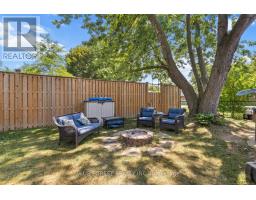 48 ROSAMOND CRESCENT - 35