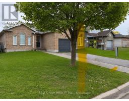 185 THURMAN CIRCLE - 3