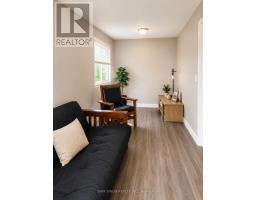 185 THURMAN CIRCLE - 5
