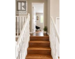 185 THURMAN CIRCLE - 9