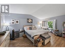 21 - 410 AMBLESIDE DRIVE - 11