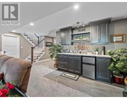 38 ERIN PLACE - 36