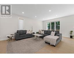 8-7966 FALLON DRIVE - 17