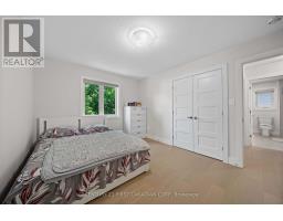 8-7966 FALLON DRIVE - 39