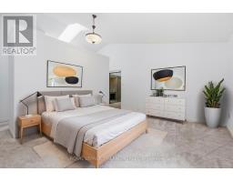 8 - 60 ROSECLIFFE CRESCENT - 17