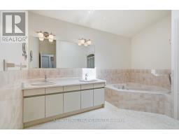 8 - 60 ROSECLIFFE CRESCENT - 21