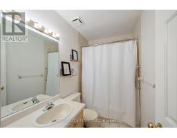 12 - 810 MAITLAND STREET - 20