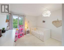 12 - 810 MAITLAND STREET - 23