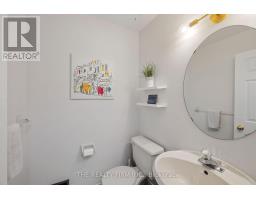 12 - 810 MAITLAND STREET - 26