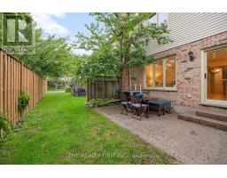 12 - 810 MAITLAND STREET - 31