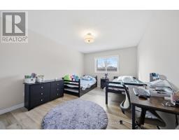 15 - 601 GRENFELL DRIVE - 15