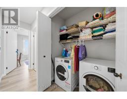15 - 601 GRENFELL DRIVE - 17