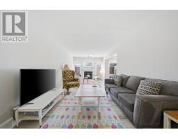 15 - 601 GRENFELL DRIVE - 3