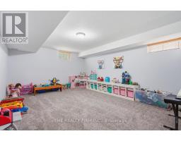 55 FARMHOUSE ROAD - 38