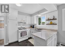 44 HAMMOND STREET - 12