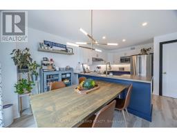 18 TARA COURT - 17