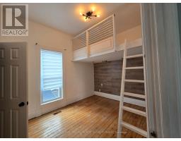 11 MAPLE STREET W - 12