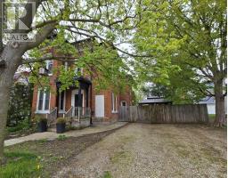 11 MAPLE STREET W - 2