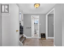98 SURREY CRESCENT - 26