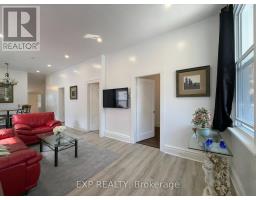 1025 YORK STREET - 8